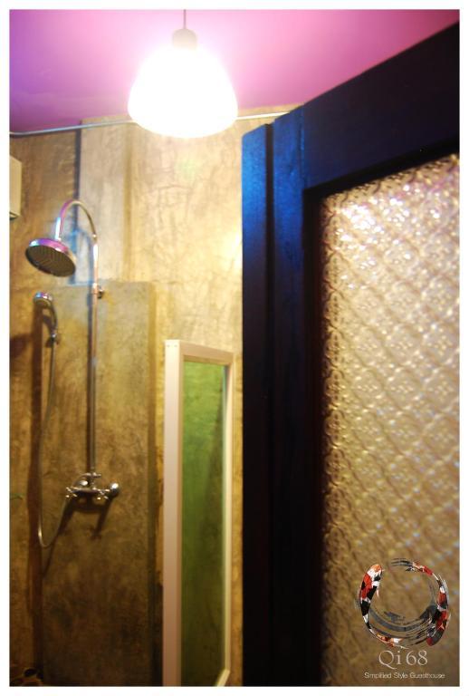 Qi 68 Hotel Chiang Mai Bilik gambar