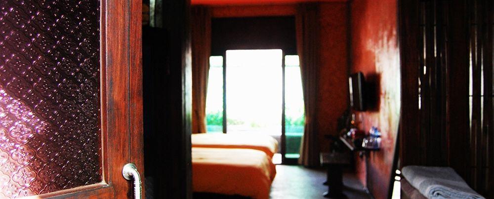 Qi 68 Hotel Chiang Mai Luaran gambar
